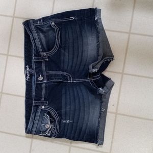 Amethyst jean shorts